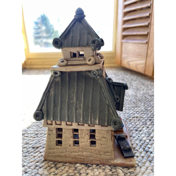 Windy Meadows Pottery Recess Time Cottage Candle House Signed Jan Richardson #64 - Picture 3 of 5